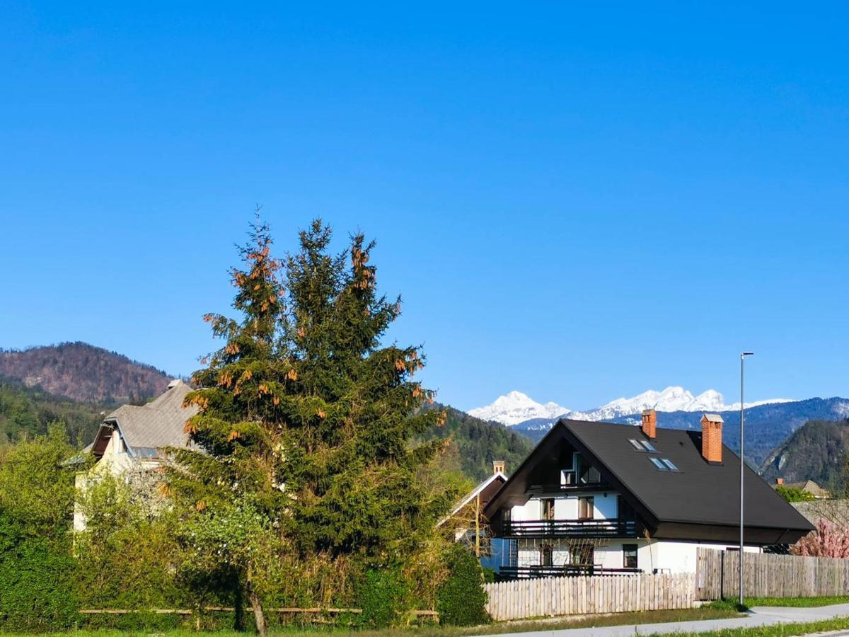 Deerwood Villa-Modern Cozy Apartment With Castle View Bled Dış mekan fotoğraf